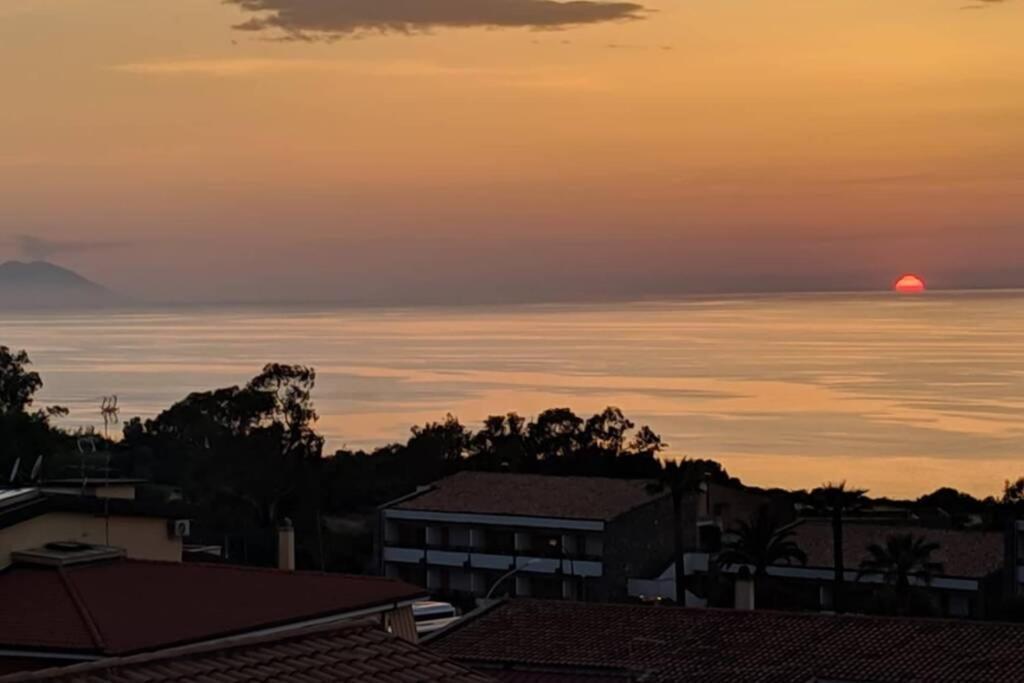 Appartamento Orizzonte Stromboli Tropea Buitenkant foto